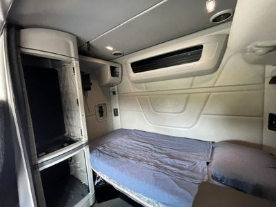 2019 Peterbilt 579