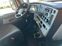 2020 Freightliner CASCADIA 126
