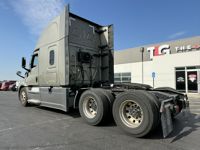 2024 Freightliner CASCADIA 126