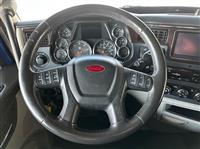 2022 Peterbilt 579