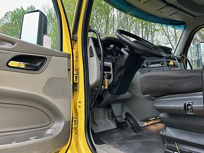 2021 Peterbilt 579