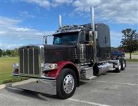 2022 Peterbilt 389