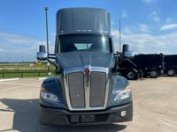 2023 Kenworth T680