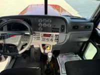 2022 Peterbilt 389