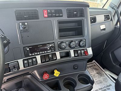2022 Kenworth T680
