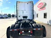 2023 Peterbilt 579