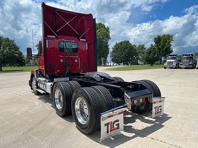 2023 Kenworth T680