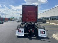 2020 Freightliner CASCADIA 126