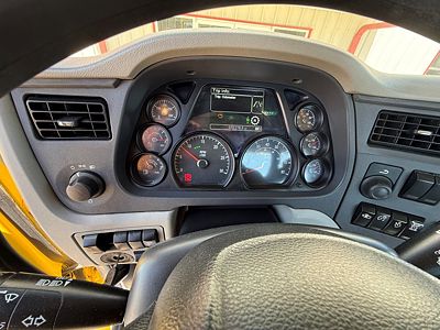 2021 Peterbilt 579