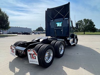2023 Kenworth T680