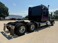 2021 Peterbilt 389