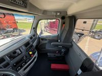 2021 Peterbilt 567