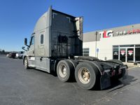 2023 Freightliner CASCADIA 126