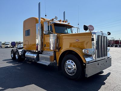 2017 Peterbilt 389