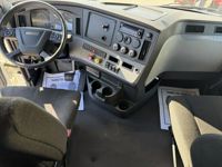 2022 Freightliner CASCADIA 116