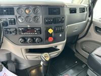 2022 Peterbilt 579