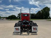 2020 Peterbilt 389