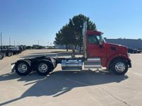 2021 Peterbilt 567