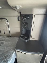 2022 Peterbilt 579