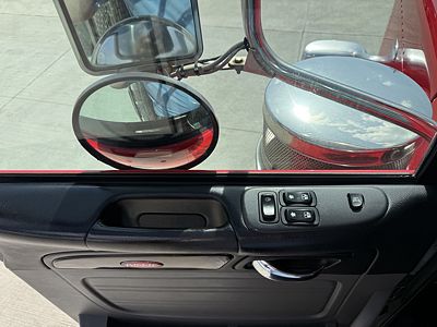 2022 Peterbilt 389