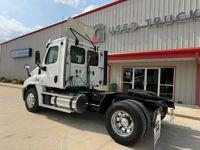 2020 Freightliner CASCADIA 125