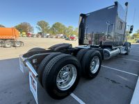 2022 Peterbilt 389
