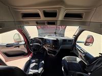 2023 Peterbilt 579