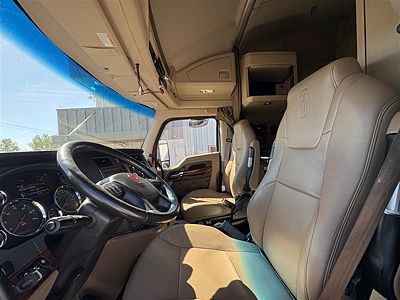 2020 Kenworth T680