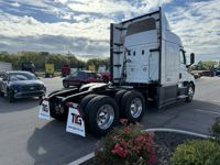 2022 Freightliner CASCADIA 116