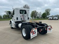 2020 Peterbilt 567