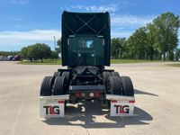 2023 Kenworth T680