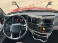 2023 Peterbilt 579