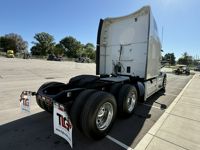 2023 Peterbilt 579