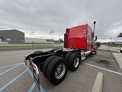 2023 Kenworth W900L