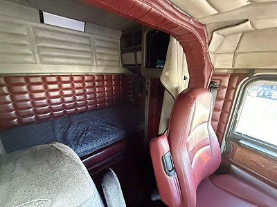 1997 Peterbilt 379