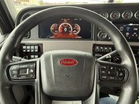 2023 Peterbilt 389