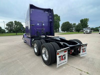 2023 Peterbilt 579