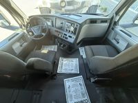 2021 Freightliner CASCADIA 116