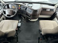 2017 Volvo VNL64T670