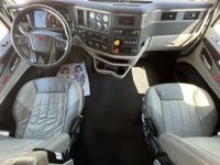 2022 Peterbilt 579