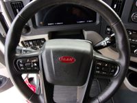 2023 Peterbilt 579