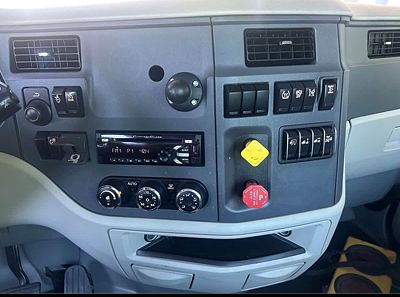 2020 Peterbilt 579
