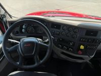 2021 Peterbilt 567