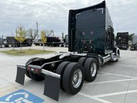 2023 Kenworth T680