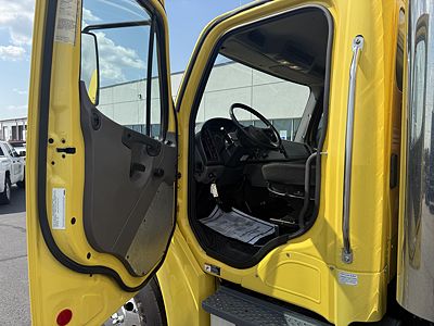 2017 Freightliner M2