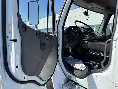 2018 Freightliner M2