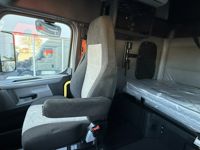 2022 Freightliner CASCADIA 126