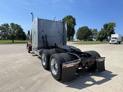 2000 Peterbilt 379