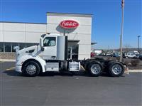 2017 Peterbilt 579