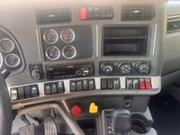 2017 Kenworth T880